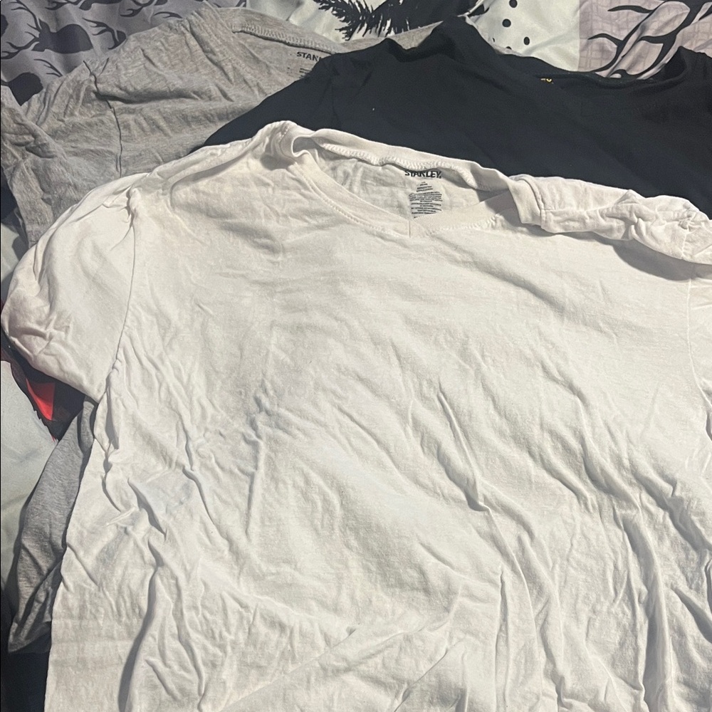 Stanley vneck shirt 3x